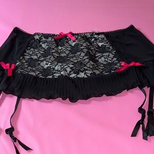 Elegant Black Lace Garter Belt